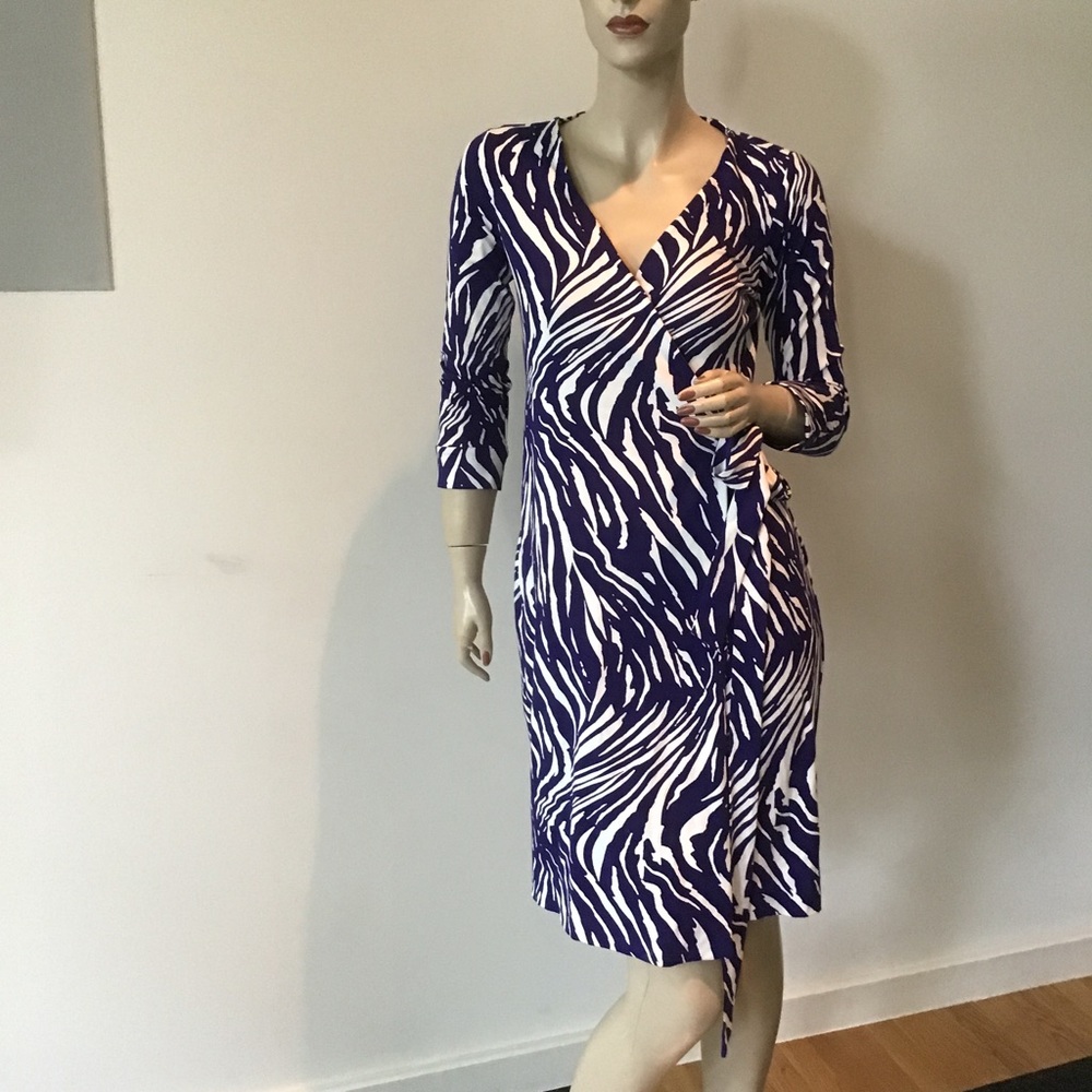 Diane Von Furstenberg DVF New Julian Two Blue White Tiger Stripe Wrap Dress 4